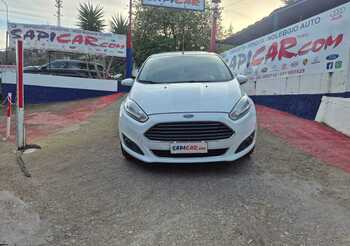 ford-fiesta-black-white-edition-75cv-